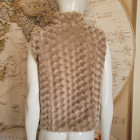 Elle faux fur cozy tan cropped high collar open vest comfy edgy luxe boho M - Picture 2 of 10